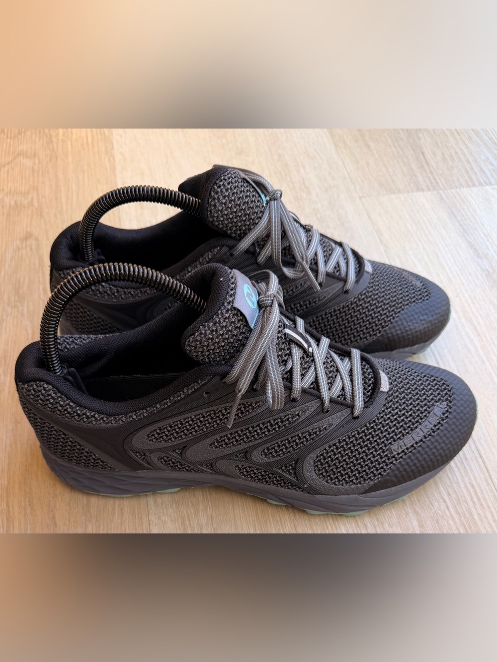 Women’s Merrell Mix Master 3 Hybrid trail running shoes size 8.5